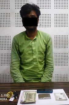 लागु औषध सहित भारतीय युवक प्रकाउ